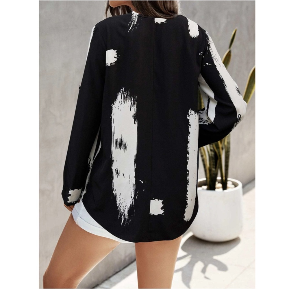 Two Tone Black & White V-Neck Long Sleeve Blouse Shirt - Picture 3 of 5